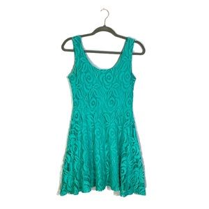 estam turquoise lace dress // fit and flare sleeveless dress // women's M //